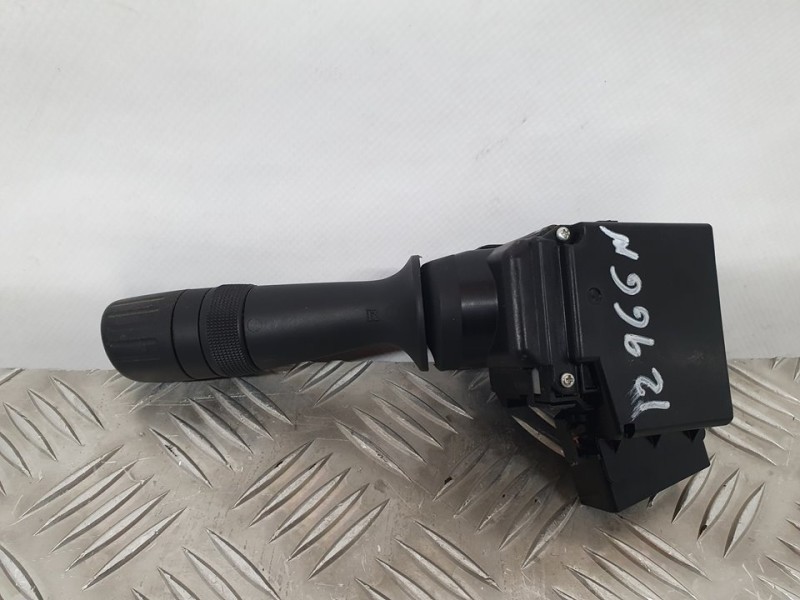 Recambio de mando limpia para toyota auris touring sports (e18) live referencia OEM IAM 0267017F858  