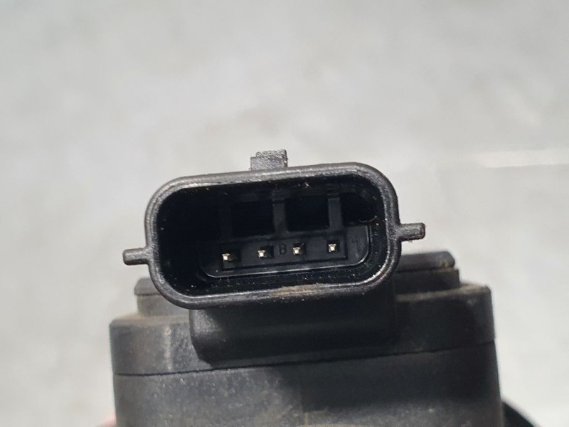 Recambio de caudalimetro para renault captur dynamique referencia OEM IAM 8200682558B 5WK97021 CONTINENTAL