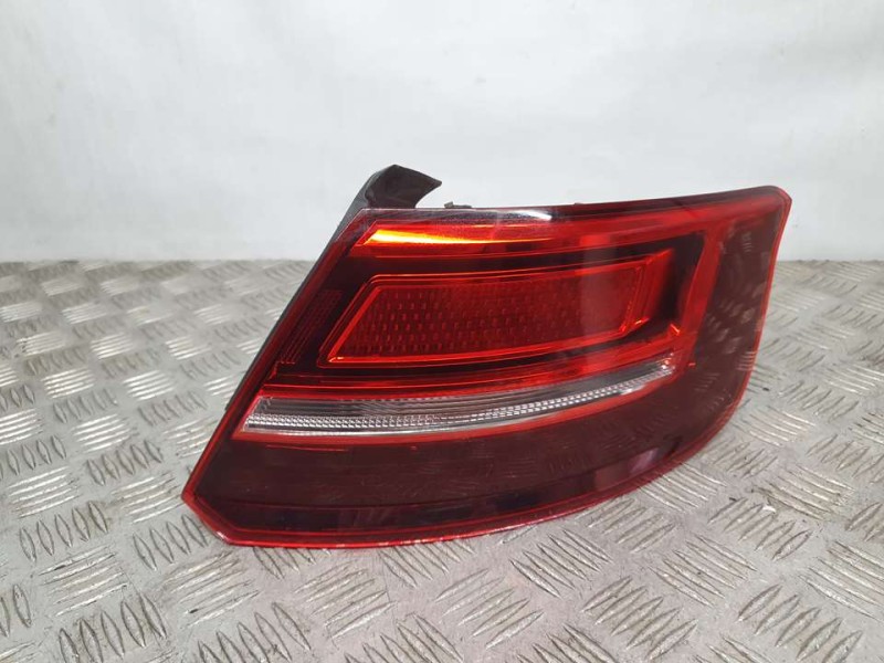 Recambio de piloto trasero derecho para audi a3 sportback (8vf) design edition referencia OEM IAM 8V4945070 2SD01283802 HELLA EX