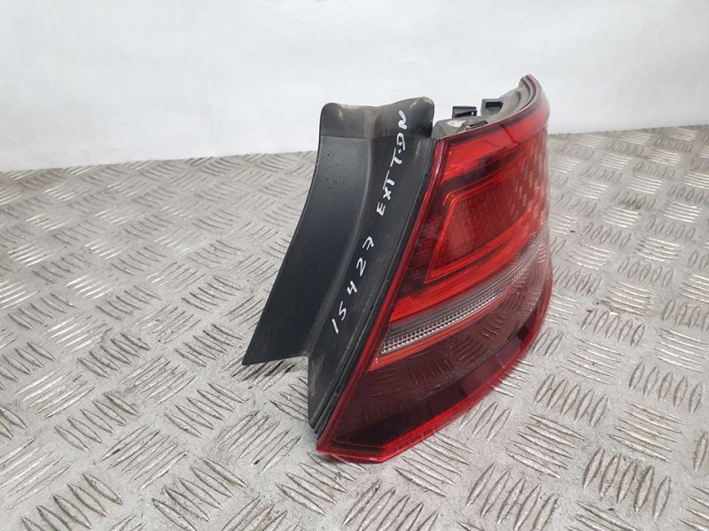 Recambio de piloto trasero derecho para audi a3 sportback (8vf) design edition referencia OEM IAM 8V4945070 2SD01283802 HELLA EX