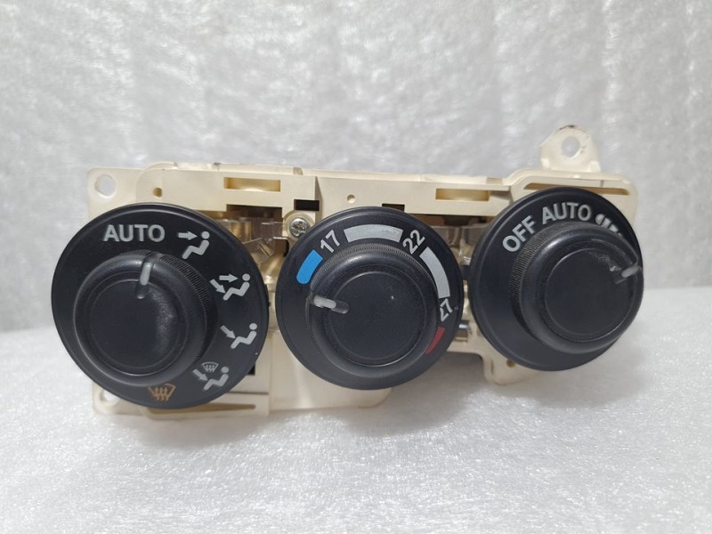 Recambio de mando climatizador para honda civic berlina 5 (eu7/8) 1.6i es referencia OEM IAM SIN REF  