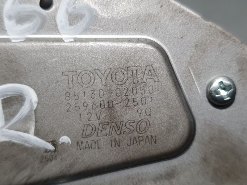 Recambio de motor limpia trasero para toyota auris touring sports (e18) live referencia OEM IAM 8513002050 2596002501 DENSO