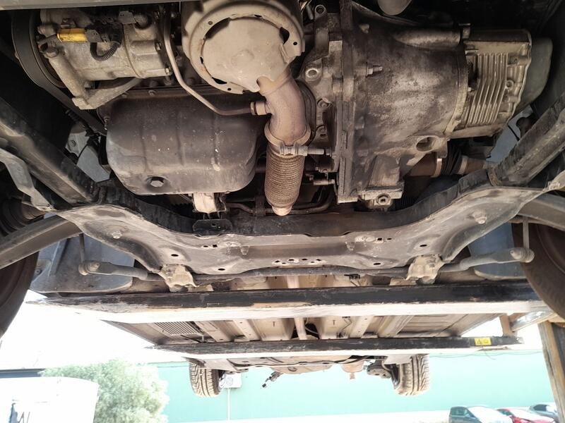 Recambio de puente delantero para peugeot 308 i (4a_, 4c_) 1.6 hdi referencia OEM IAM 9833289680  