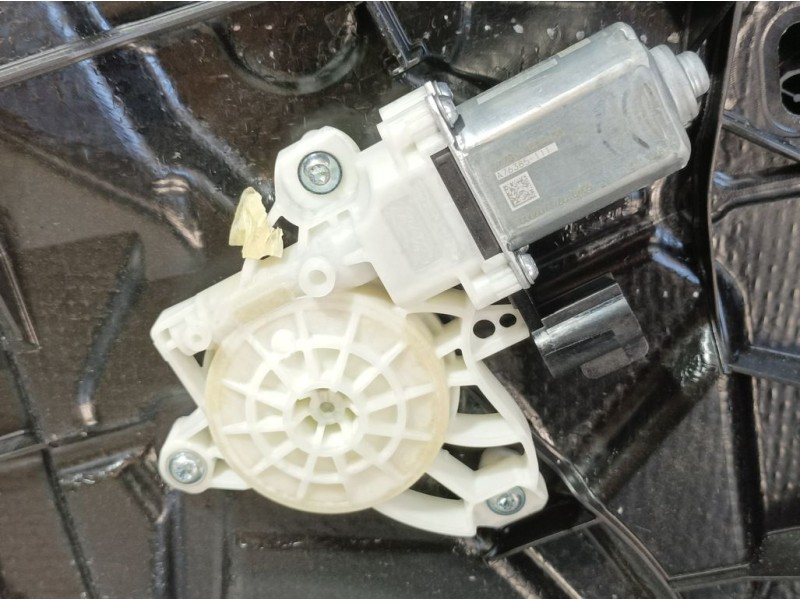 Recambio de elevalunas delantero izquierdo para ford focus st-line referencia OEM IAM JX7BA23201CD  ELECTRICO 2 PINS
