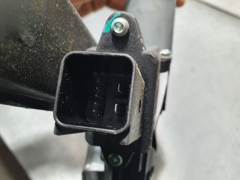 Recambio de elevalunas delantero izquierdo para chevrolet aveo ls referencia OEM IAM SIN REF  ELECTRICO 7 PINES