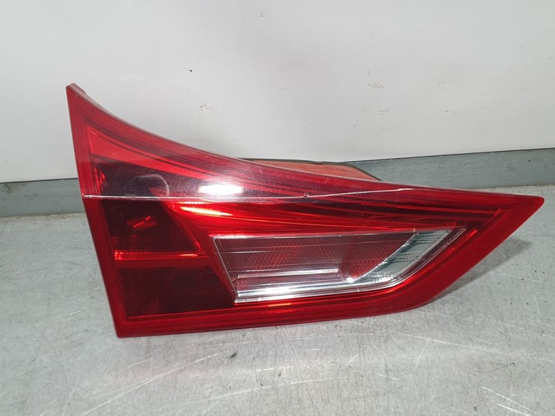 Recambio de piloto trasero izquierdo para toyota auris touring sports (e18) live referencia OEM IAM   INTERIOR