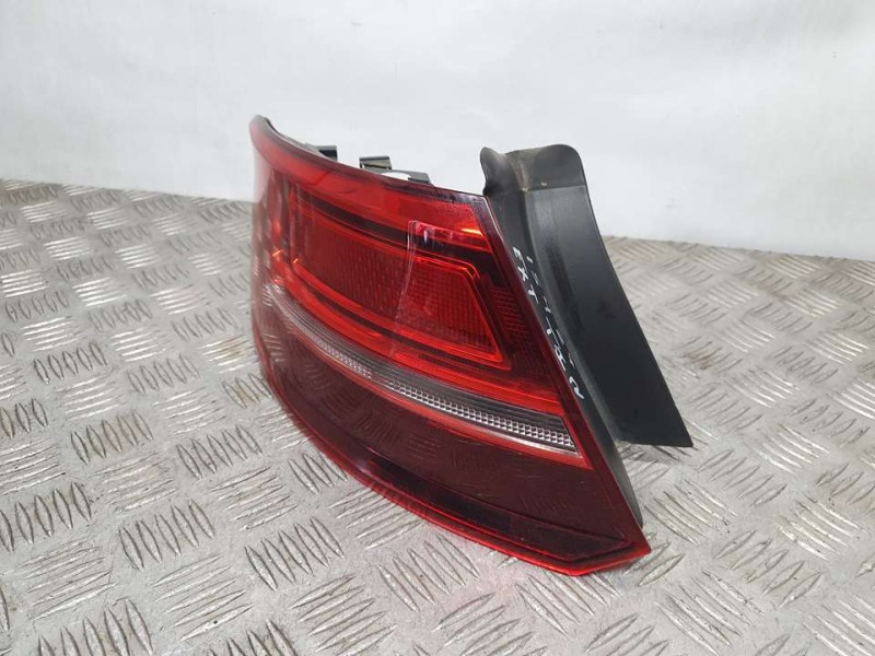 Recambio de piloto trasero izquierdo para audi a3 sportback (8vf) design edition referencia OEM IAM 8V4945069 2SD01283801 HELLA 