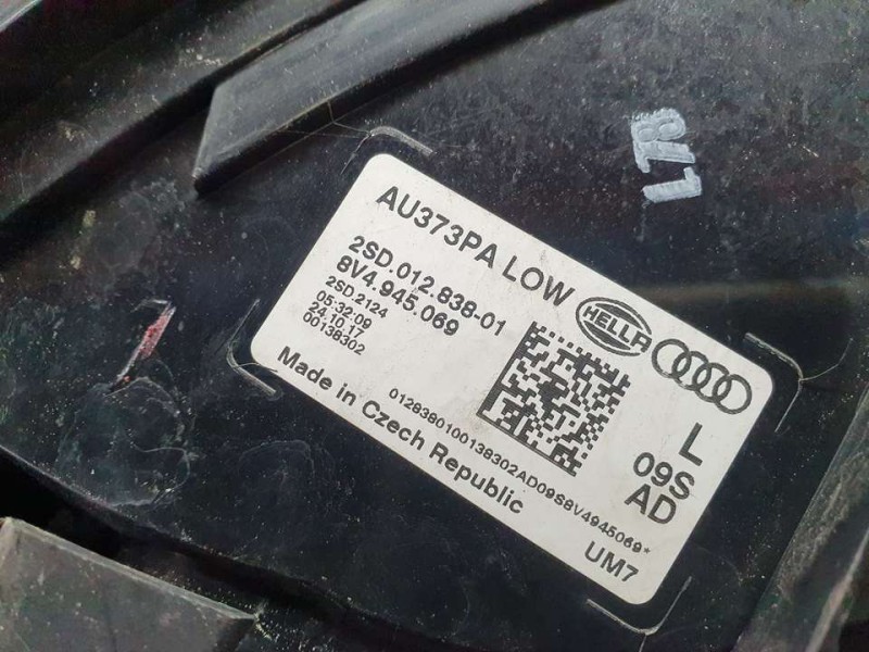 Recambio de piloto trasero izquierdo para audi a3 sportback (8vf) design edition referencia OEM IAM 8V4945069 2SD01283801 HELLA 