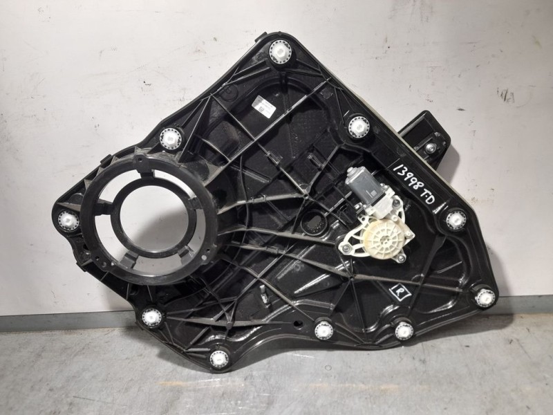 Recambio de elevalunas trasero derecho para ford focus st-line referencia OEM IAM JX7BA27000  ELECTRICO 2 PINES