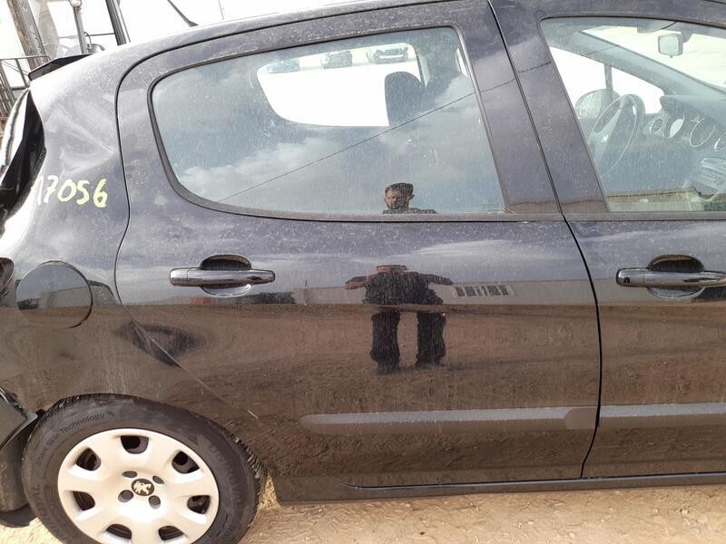 Recambio de puerta trasera derecha para peugeot 308 i (4a_, 4c_) 1.6 hdi referencia OEM IAM 9008S1 TOCADA 