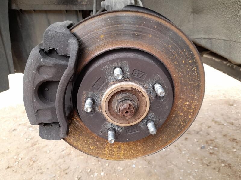 Recambio de mangueta delantera izquierda para hyundai ix20 (jc) 1.4 crdi referencia OEM IAM 517151K000  