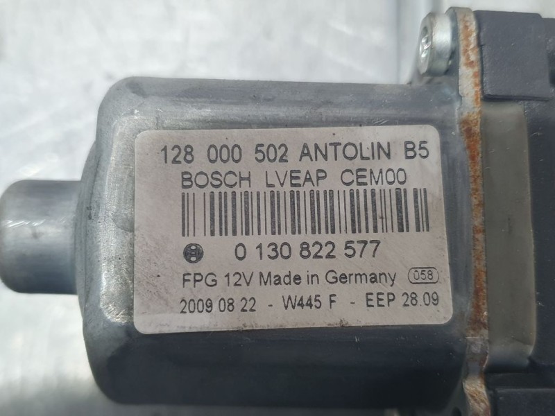 Recambio de elevalunas trasero izquierdo para citroën c4 berlina millenium referencia OEM IAM 9672118780  ELECTRICO 6 PINS