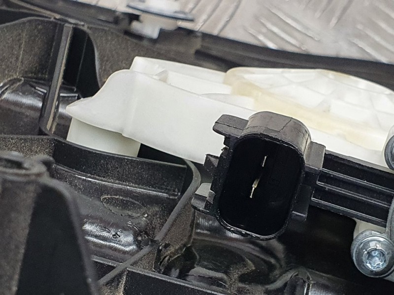 Recambio de elevalunas trasero izquierdo para ford focus st-line referencia OEM IAM JX7BA27001CC C80209106 ELECTRICO 2 PINES