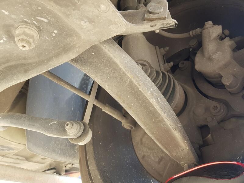 Recambio de brazo suspension inferior delantero izquierdo para citroën ds5 2.0 bluehdi 150 referencia OEM IAM 1643188880  