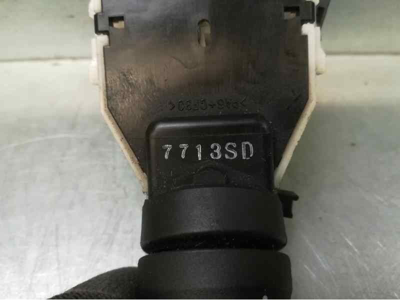 Recambio de mando limpia para nissan x-trail (t31) se referencia OEM IAM 7713SD  