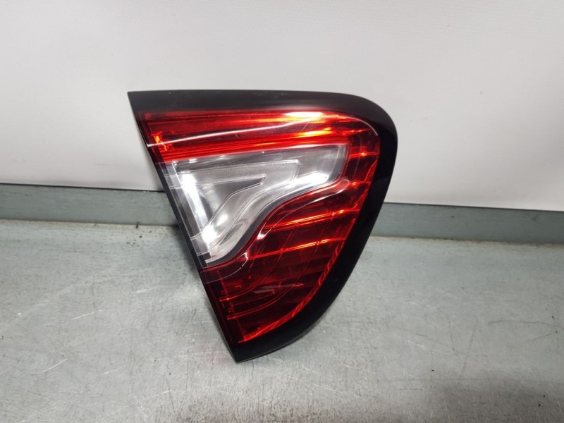 Recambio de piloto trasero izquierdo para renault captur dynamique referencia OEM IAM 265554078R  INTERIOR ROZADO