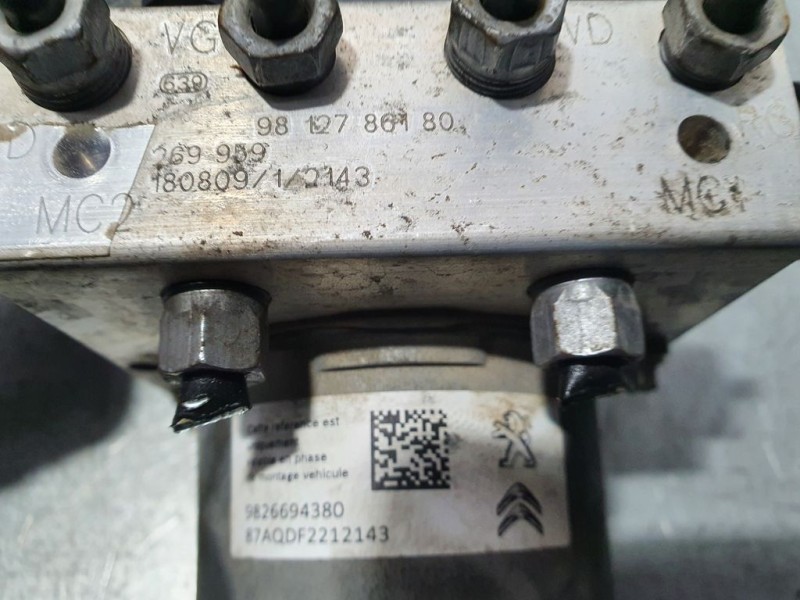Recambio de abs para peugeot 3008 allure referencia OEM IAM 9812786180 268859 BOSCH
