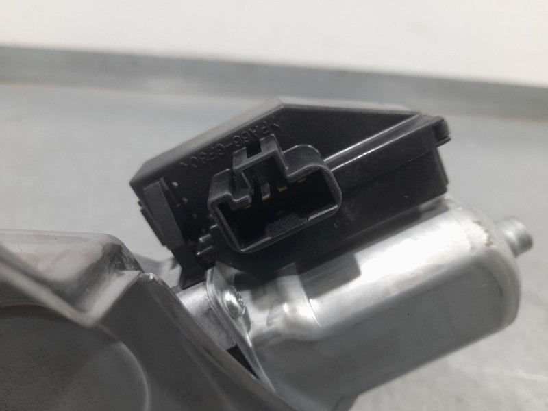 Recambio de motor limpia trasero para toyota auris hybrid active referencia OEM IAM 8513002030 2596000822 DENSO