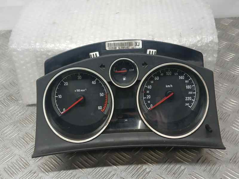 Recambio de cuadro instrumentos para opel astra h caravan cosmo referencia OEM IAM 13225988  