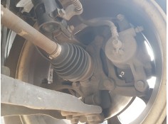 Recambio de mangueta delantera izquierda para kia cee´d (jd) 1.6 crdi 110 referencia OEM IAM 51715A6000  