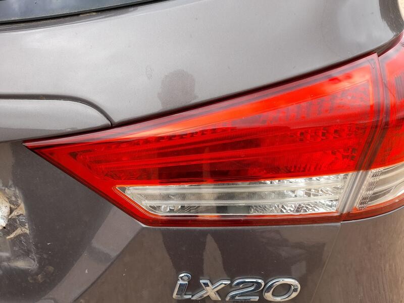 Recambio de piloto trasero derecho interior para hyundai ix20 (jc) 1.4 crdi referencia OEM IAM 924141K000  