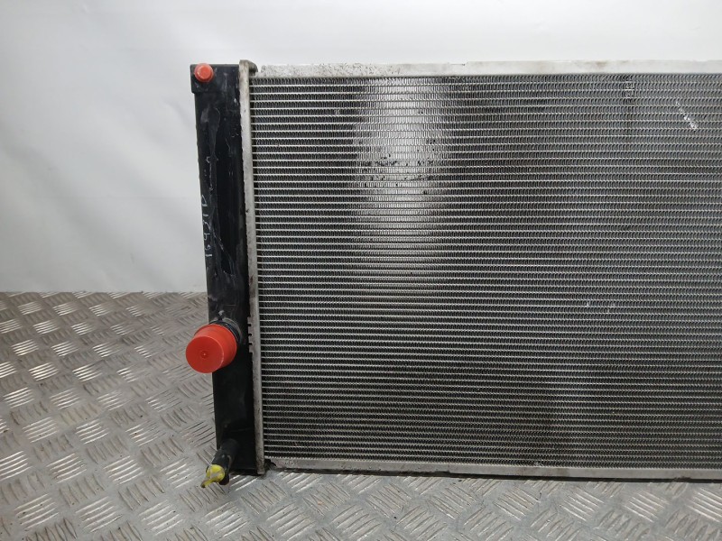 Recambio de radiador agua para toyota auris hybrid active referencia OEM IAM 4221341041  