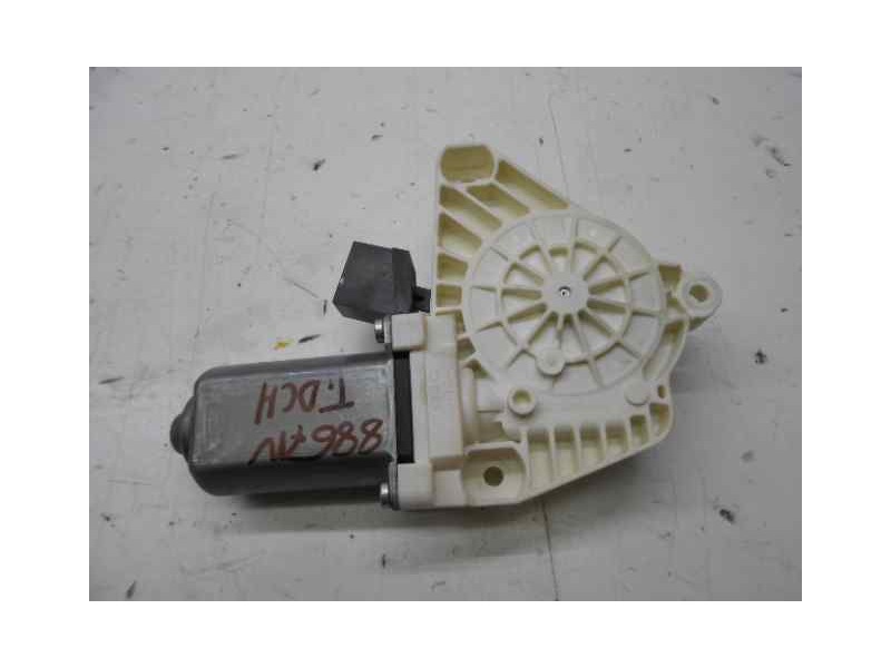 Recambio de motor elevalunas trasero derecho para mercedes-benz clase a (w169) a 150 a-edition (169.031) referencia OEM IAM   6 