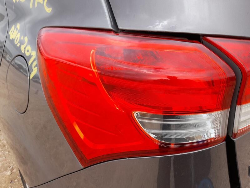 Recambio de piloto trasero izquierdo exterior para hyundai ix20 (jc) 1.4 crdi referencia OEM IAM 924011K000  