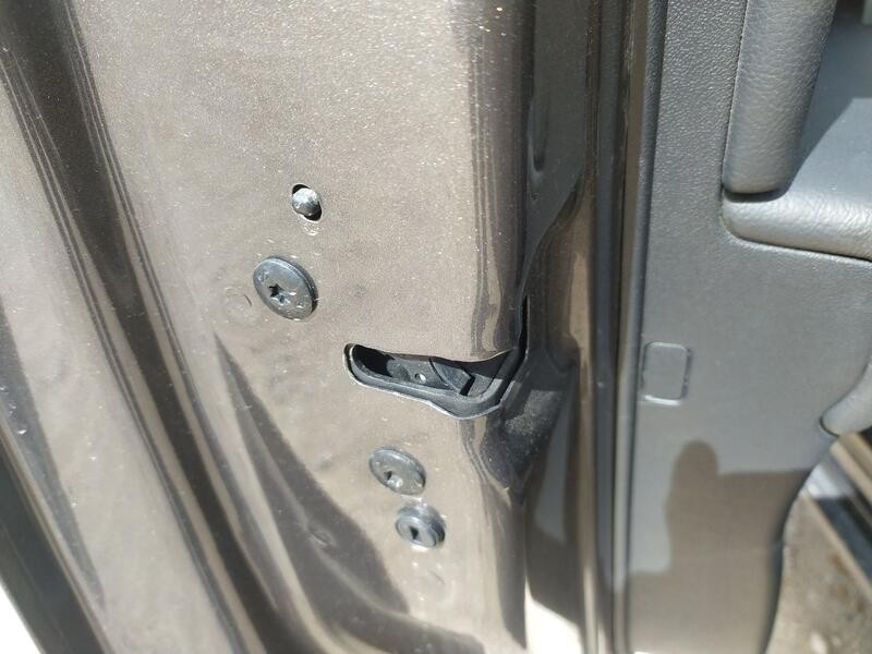 Recambio de cerradura puerta delantera izquierda para citroën ds5 2.0 bluehdi 150 referencia OEM IAM 9686919280  