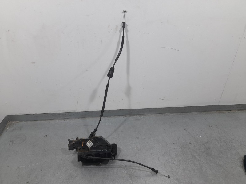Recambio de cerradura puerta trasera izquierda para citroën ds5 2.0 bluehdi 150 referencia OEM IAM 9804271480  