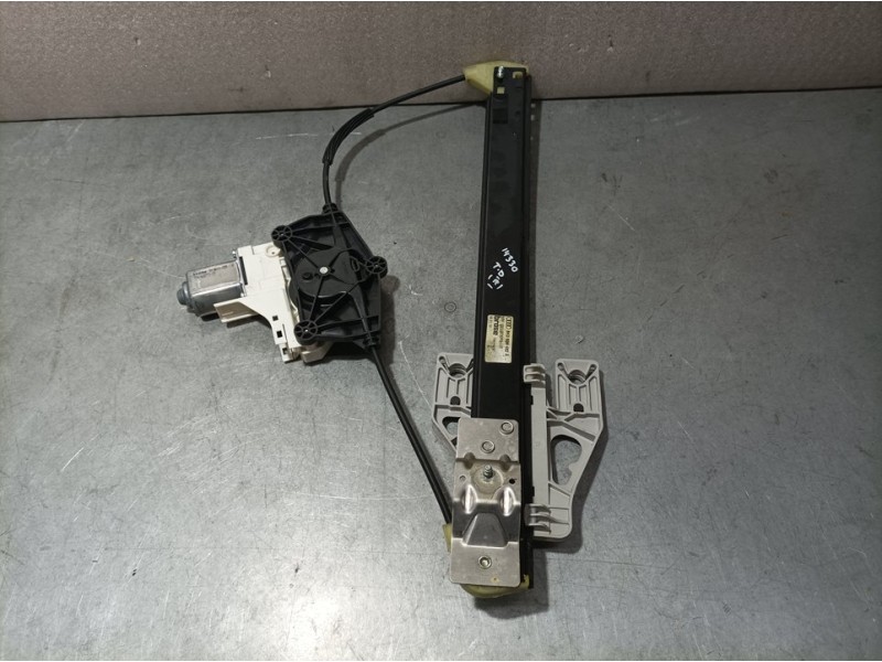 Recambio de elevalunas trasero derecho para audi a4 ber. (b8) e referencia OEM IAM 8K0839462A 1021923065100 ELECTRICO BROSE