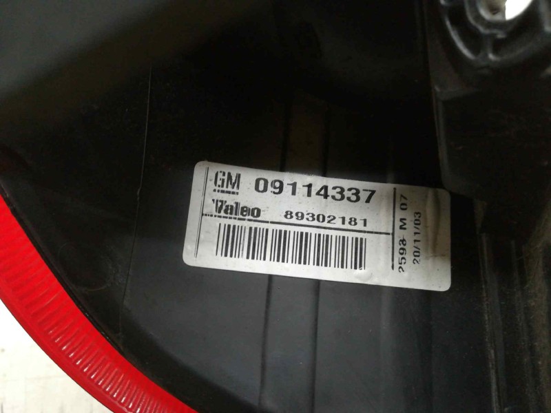 Recambio de piloto trasero derecho para opel corsa c 1.3 16v cdti cat (z 13 dt / ln9) referencia OEM IAM 09114337  