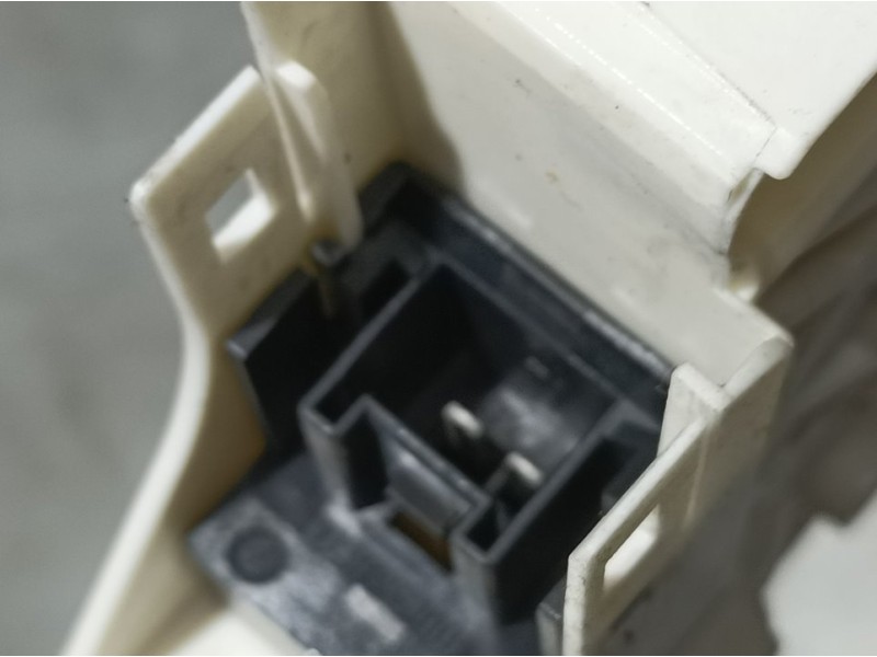 Recambio de elevalunas trasero derecho para audi a4 ber. (b8) e referencia OEM IAM 8K0839462A 1021923065100 ELECTRICO BROSE