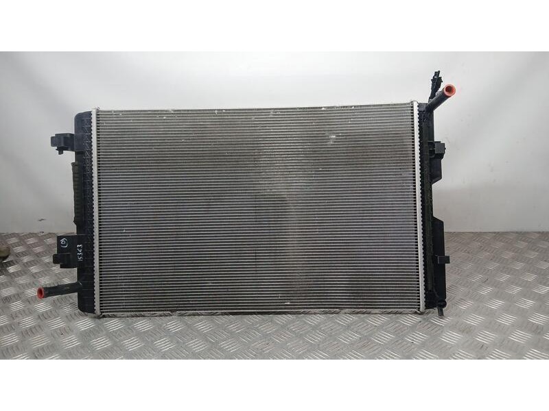 Recambio de radiador agua adicional para ford puma st-line referencia OEM IAM JN118D048AC  