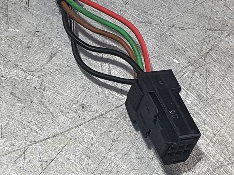 Recambio de retrovisor derecho para citroën c4 berlina millenium referencia OEM IAM 8149YN 5 CABLES+2 CABLES ELECTRICO