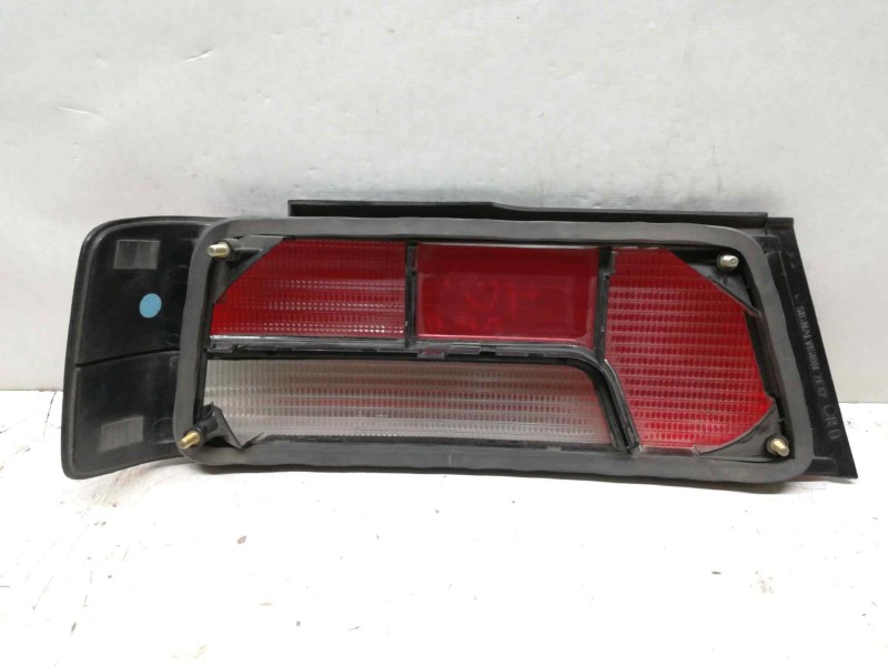 Recambio de piloto trasero derecho para peugeot 405 berlina referencia OEM IAM   TULIPA