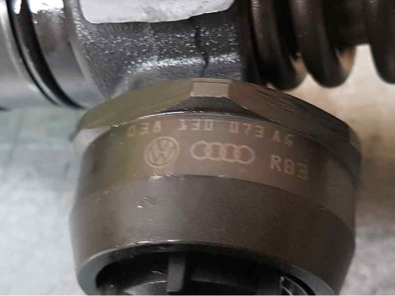 Recambio de inyector para seat leon (1p1) reference referencia OEM IAM 038130073AG 0414720215 BOSCH