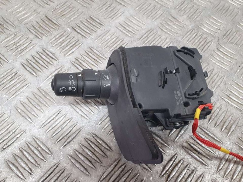 Recambio de mando luces para nissan nv250 kastenwagen l1h1 2,0t pro referencia OEM IAM 88102001401 3277210031 