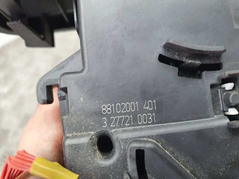 Recambio de mando luces para nissan nv250 kastenwagen l1h1 2,0t pro referencia OEM IAM 88102001401 3277210031 