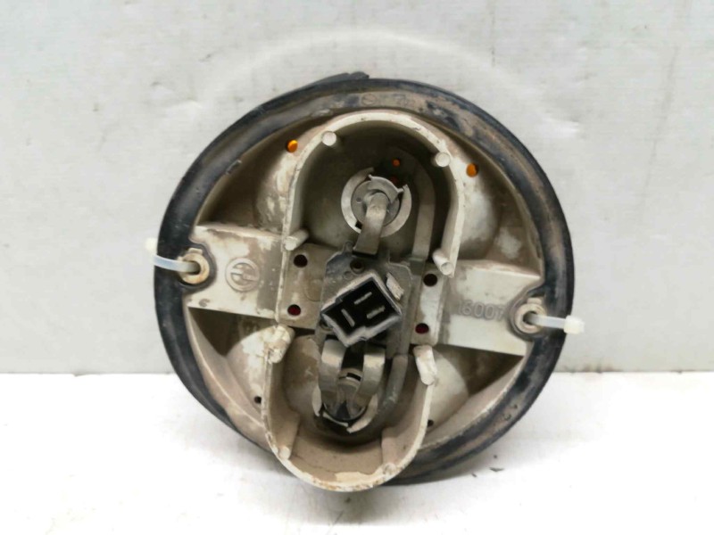 Recambio de piloto trasero derecho para seat 850 850n referencia OEM IAM   