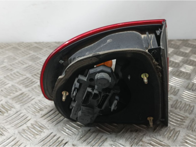 Recambio de piloto trasero derecho para seat toledo (1m2) select referencia OEM IAM 1M5945112  EXTERIOR