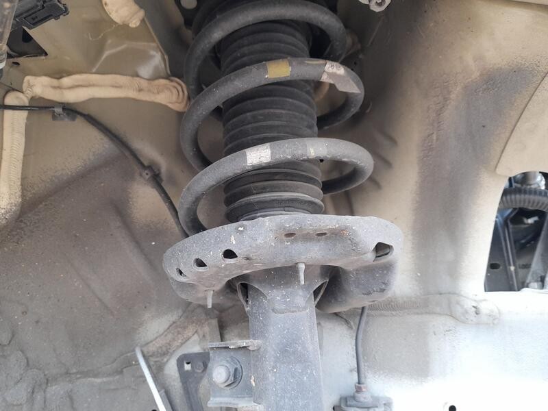 Recambio de amortiguador delantero derecho para hyundai kona (os, ose, osi) ev referencia OEM IAM 54651K4300  