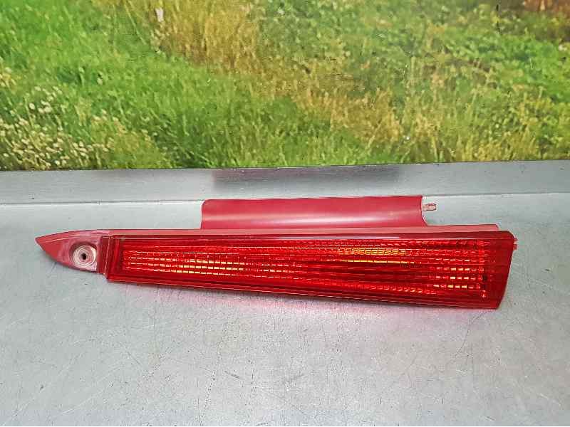 Recambio de piloto trasero izquierdo para citroën c4 berlina exclusive referencia OEM IAM 9655863880 FALSO SUPERIOR