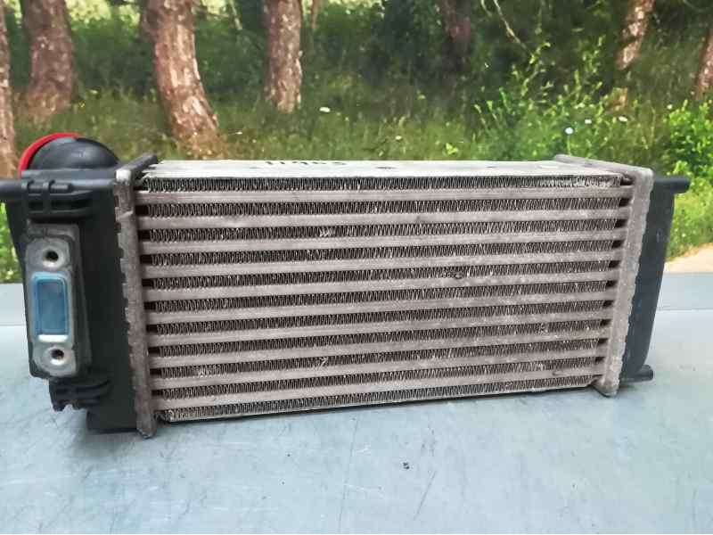 Recambio de intercooler para peugeot 307 berlina (s2) 1.6 16v hdi referencia OEM IAM 9648551880 IA1401 VALEO
