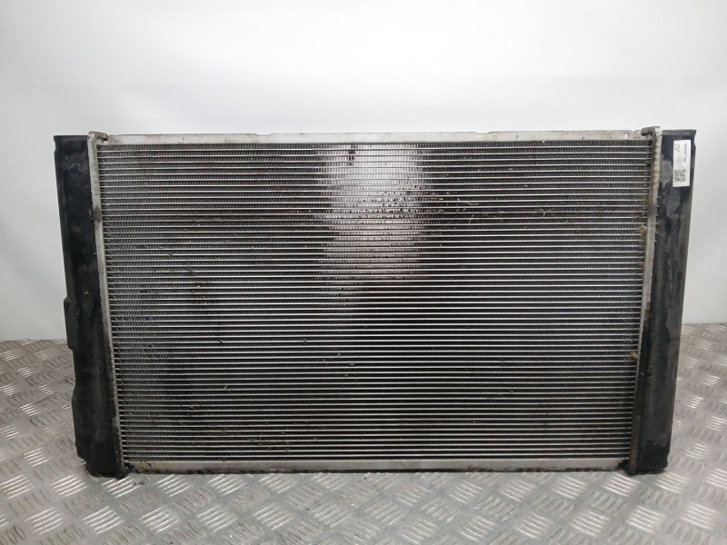 Recambio de radiador agua para toyota auris hybrid active referencia OEM IAM 4221341041  