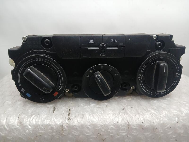 Recambio de mando climatizador para skoda octavia berlina (1z3) active referencia OEM IAM 1Z0820047K  