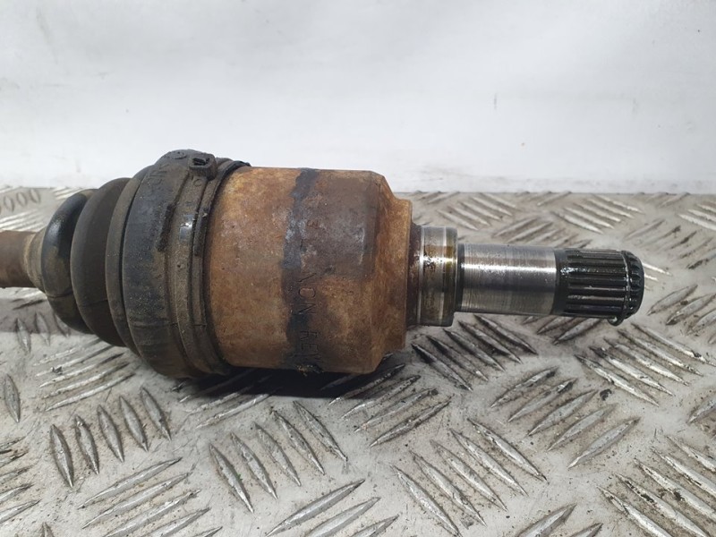 Recambio de transmision delantera izquierda para fiat punto berlina (188) 1.2 8v elx (i) referencia OEM IAM SIN REF  