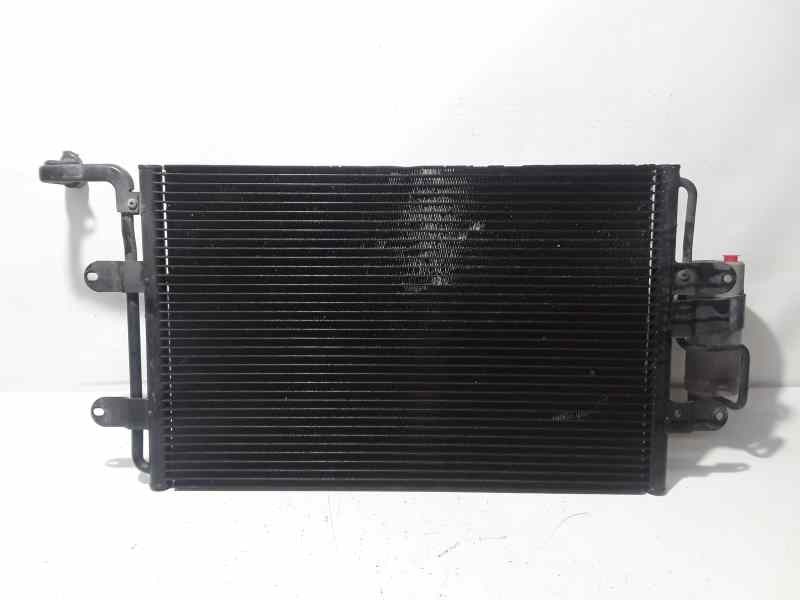 Recambio de condensador / radiador aire acondicionado para volkswagen golf iv berlina (1j1) básico referencia OEM IAM 1J0820411D