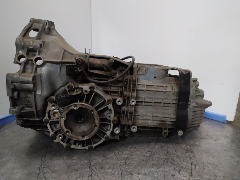 Recambio de caja cambios para audi 100 berlina (c4) básico referencia OEM IAM AXG 25113 5VELOCIDADES