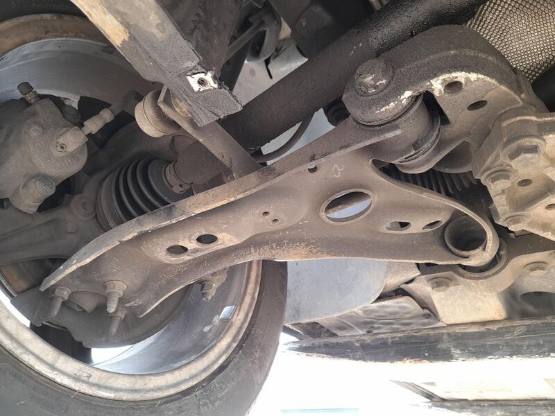 Recambio de brazo suspension inferior delantero derecho para volkswagen golf vi (5k1) 1.6 tdi referencia OEM IAM 1K0407152BC  